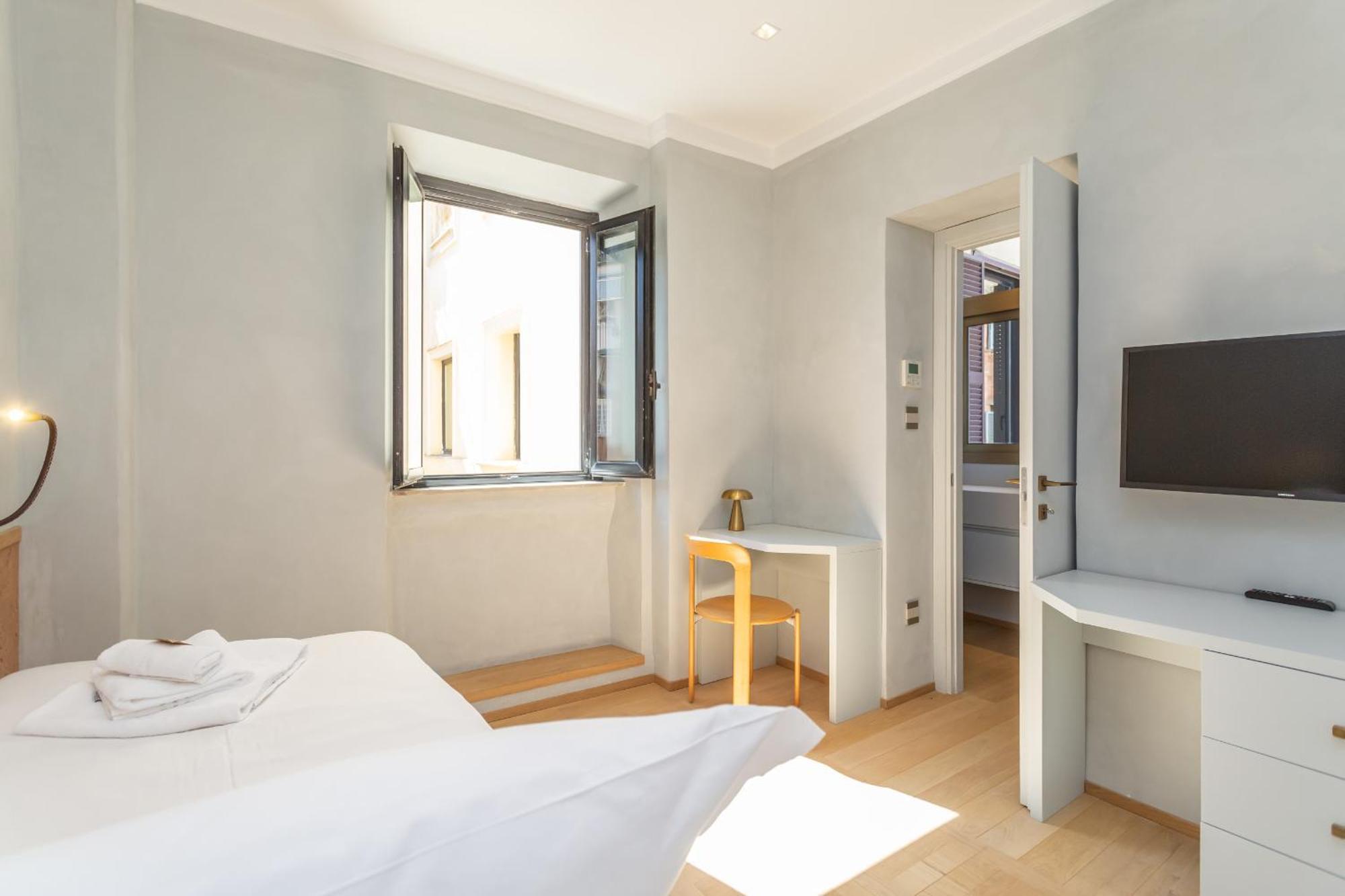 Spanish Steps Exclusive 3bdr Apartamento *