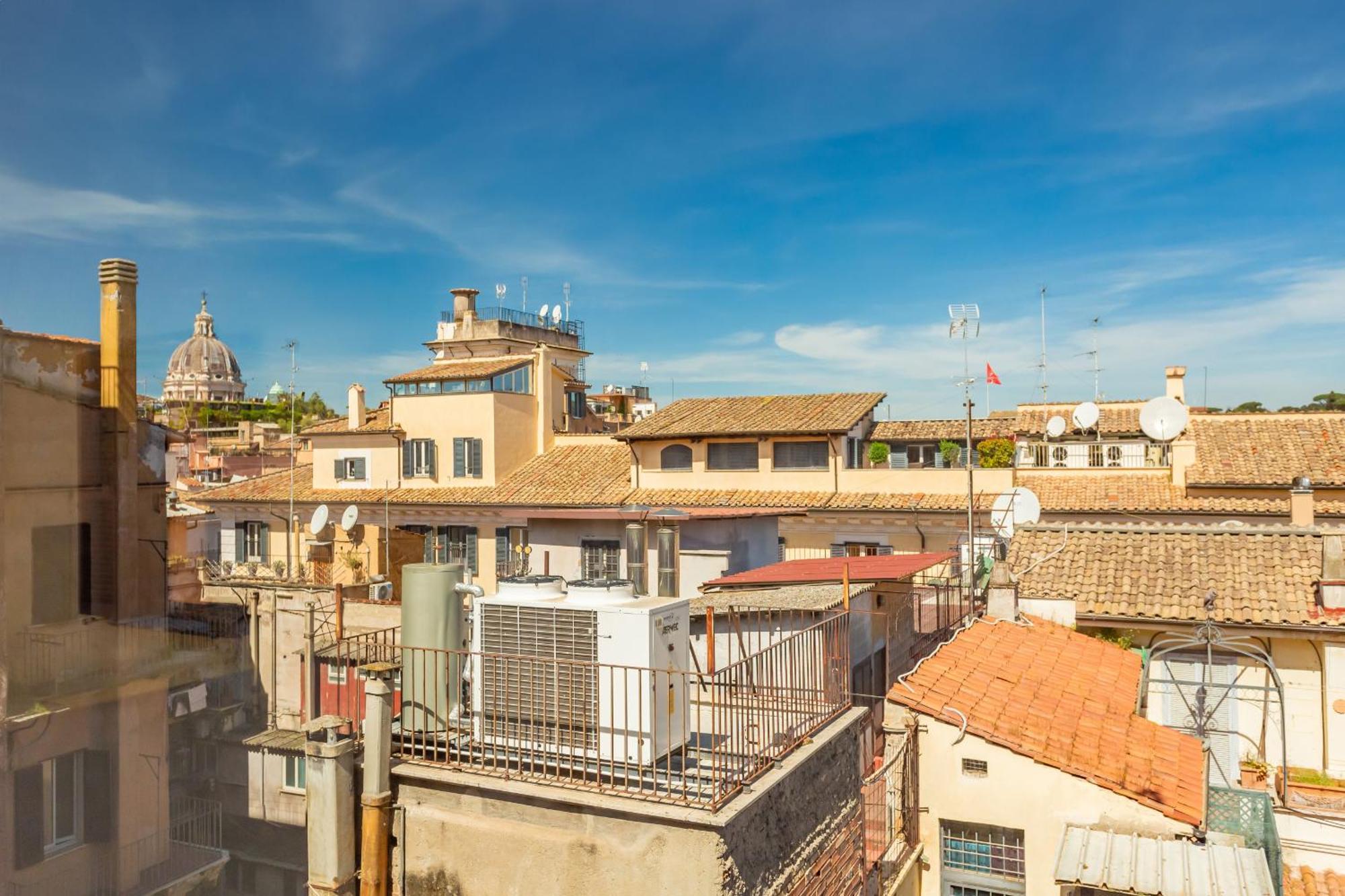 Spanish Steps Exclusive 3bdr Apartamento *